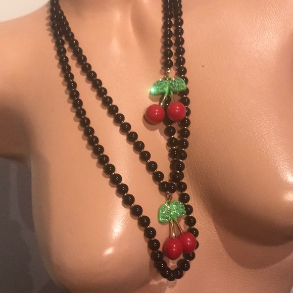 Cherry pearl rockabilly necklace Betsey Johnson